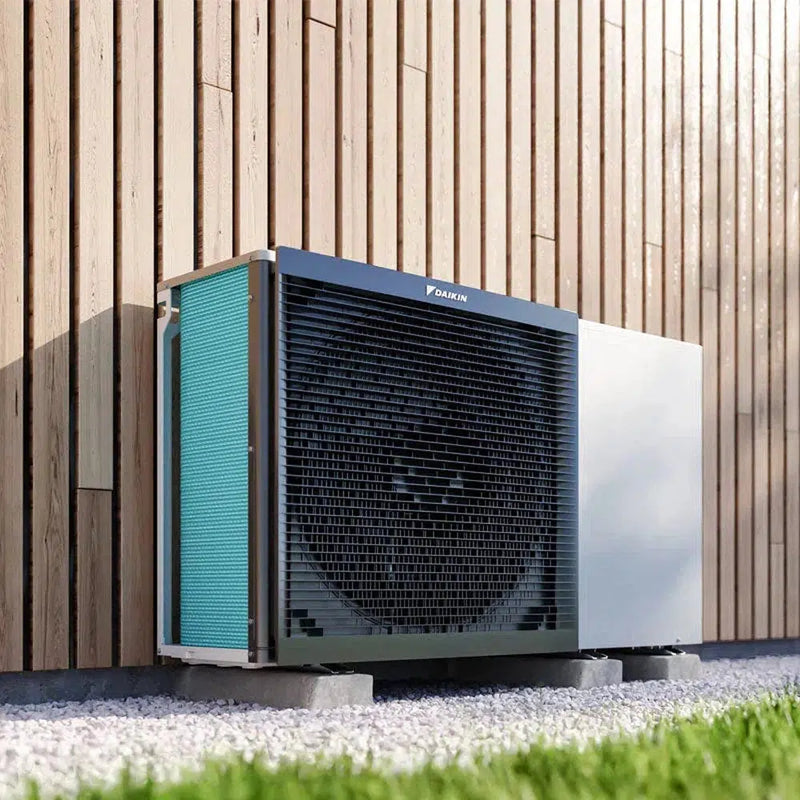 Daikin - Altherma Wärmepumpe 3 M Monoblock 16,0 kW mit 9 kW Heizstab EBLA16D3W1 - 400V