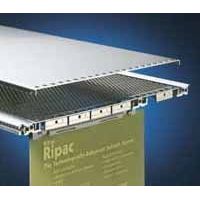 Heitec - Befestigungsteil für Baugruppe mit Rastermaß 482,6 mm (19 Zoll) Deckblech 1 belüftet 3687.618 21TE/192mm