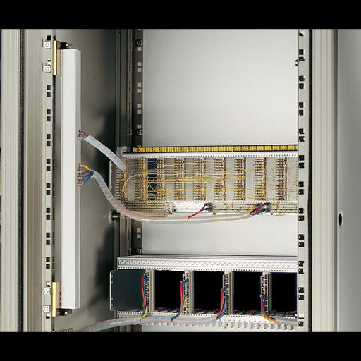 Schroff - Sammelschiene Stromschiene 20100008 − 1 Stück by Schroff
