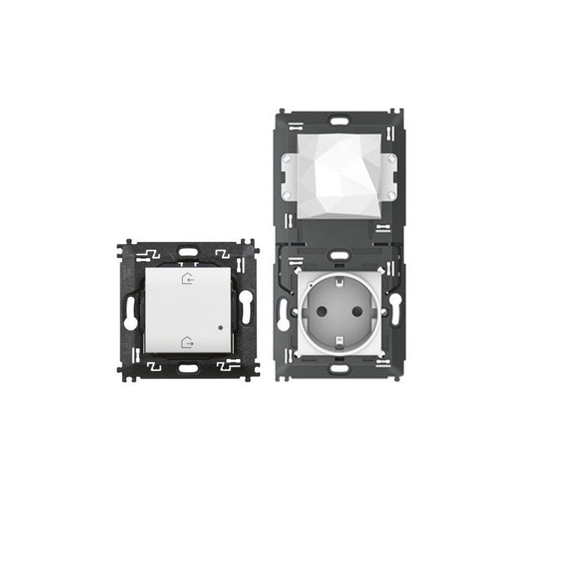 Legrand (BT) - Bussystem-Systemschnittstelle/Medien-Gateway Gateway + Steckdose Bticino N4501C u. Masterswitch
