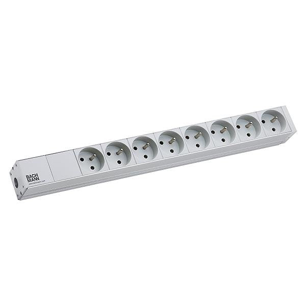 Bachmann - Power distribution unit (PDU) 19Zoll Steckdosenleiste 8f 333.819 1HE, mit Klemme