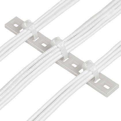 Panduit - Befestigungssockel und -element für Kabelbinder Befestigungsleiste MTP3S-E6-C 3 Bündel für M-H − 200 Stück