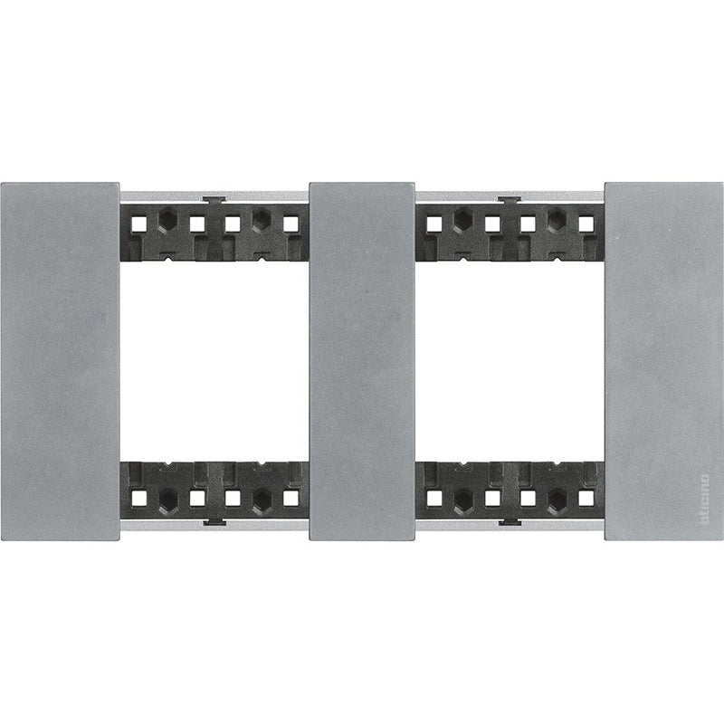 Legrand (BT) - Abdeckrahmen KA4802M2NW 2x2-modulig