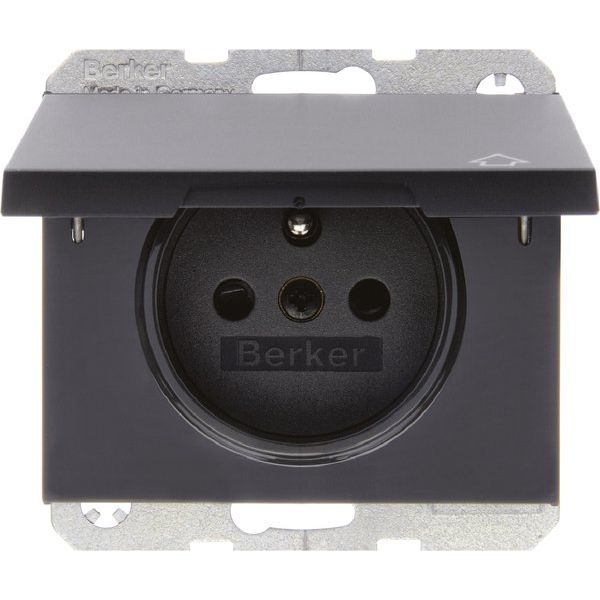 Berker - Steckdose m.Schutzkontakt 6768777106 u.Klappdeckel