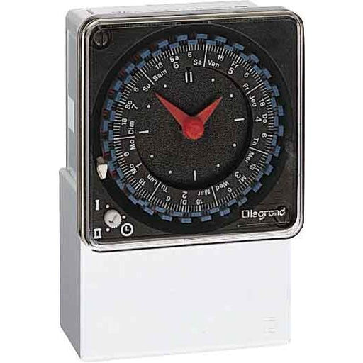 Legrand - Verteilerschaltuhr analog Analogschaltuhr m.Gangres. Legrand 049754 230V,50Hz