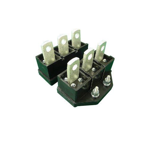 Mitsubishi Electric - Phasentrennung für Leistungsschalter Stecktechnik Satz PMDN-4SW3 − 1 Stück by Mitsubishi Electric
