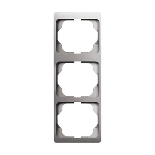 Busch-Jaeger - Abdeckrahmen Rahmen 3-fach 1733 KA-20 platin, senkr.,alpha − 1 Stück by Busch-Jaeger
