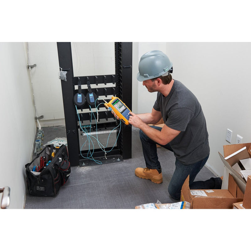 Fluke Networks - Mess-/Testgerät für Kommunikationstechnik Cable Analyzer DSX2-5000QI INT 1 GHz+WiFi Adapter