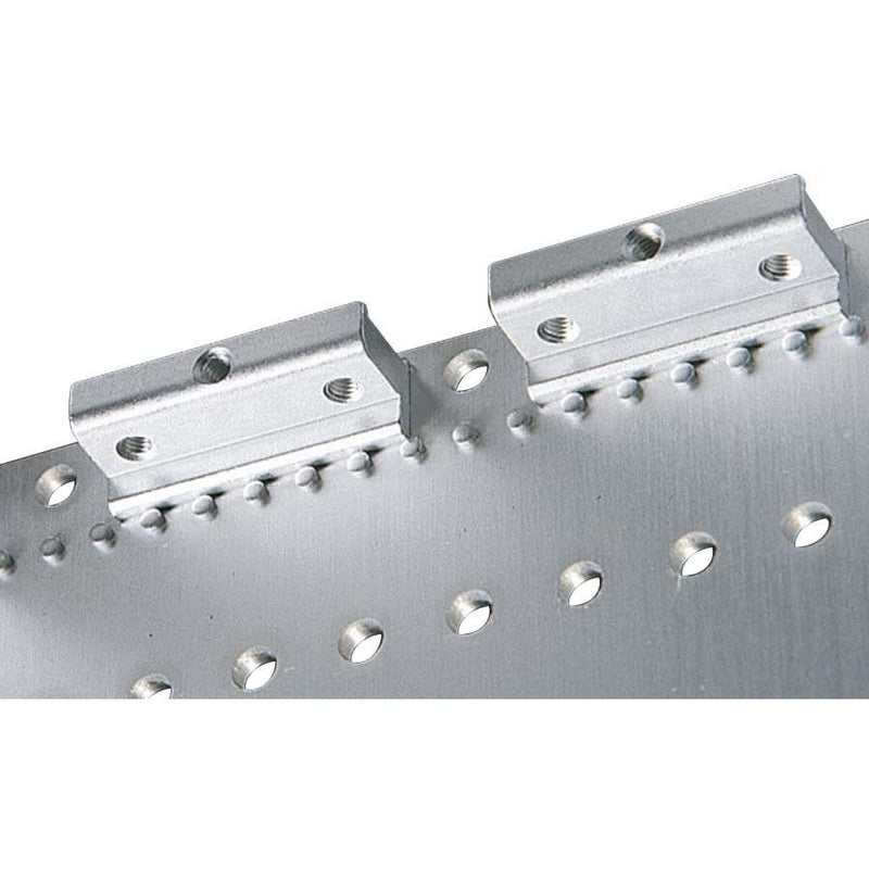 Heitec - Befestigungsteil für Baugruppe mit Rastermaß 482,6 mm (19 Zoll) Befestigungsblock 3684.234 (VE10)