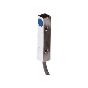 Ipf Electronic - Induktiver Näherungsschalter Sensor Induktiv, 40x8x8mm, IB090206 bündig Sn: 3 10-30V