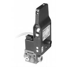 Pepperl+Fuchs Fabrik - Induktiver Näherungsschalter Induktiver Sensor NBN4-V3-E2-0,2M-V3