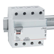 Legrand - Fehlerstrom-Schutzschalter Legrand 411765 40A 4P 30mA