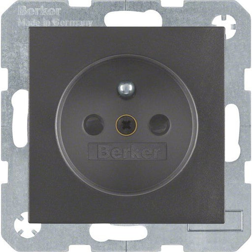 Berker - Steckdose m.Schutzkontakt 6768761606 B.1/B