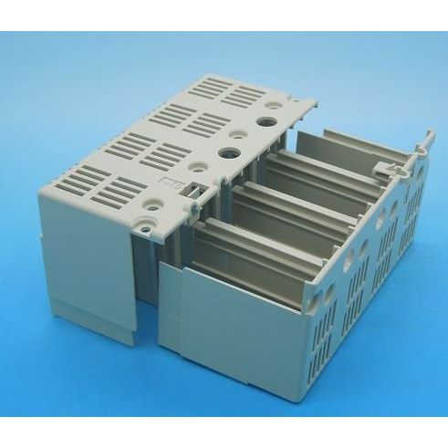 Mitsubishi Electric - Phasentrennung für Leistungsschalter Klemmenabdeckung TCL-1SV4 − 1 Stück by Mitsubishi Electric
