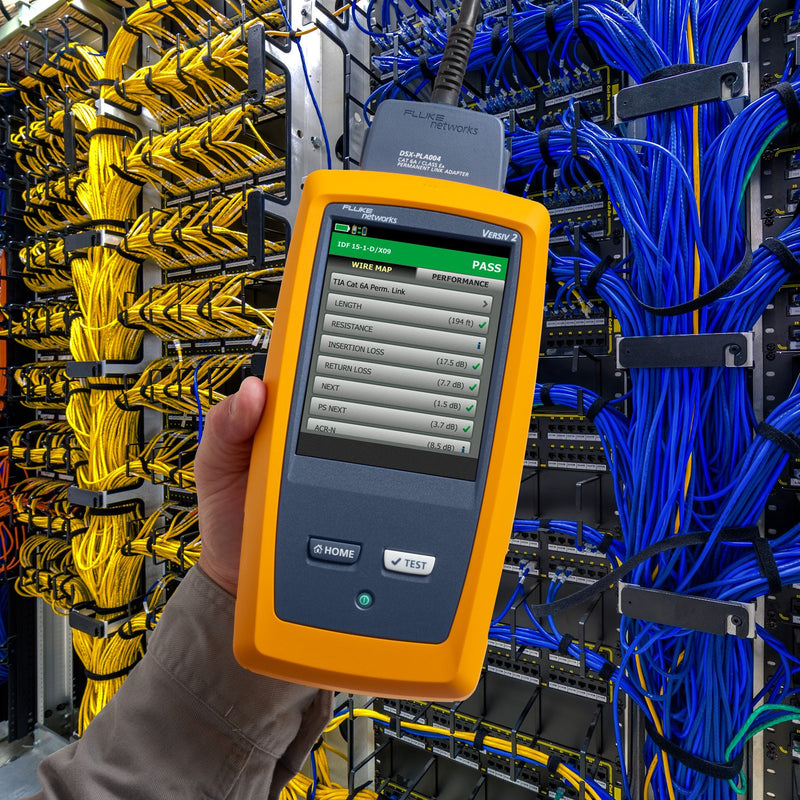 Fluke Networks - Mess-/Testgerät für Kommunikationstechnik Cable Analyzer DSX2-5000 INT 1 GHz+WiFi Adapter