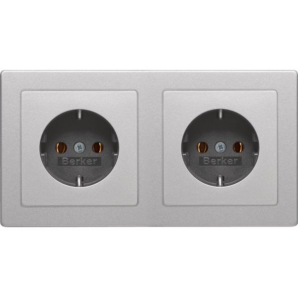 Berker - Steckdose SCHUKO-Steckdosenkombi. 47206084 2f.alu/lack m.Rahmen